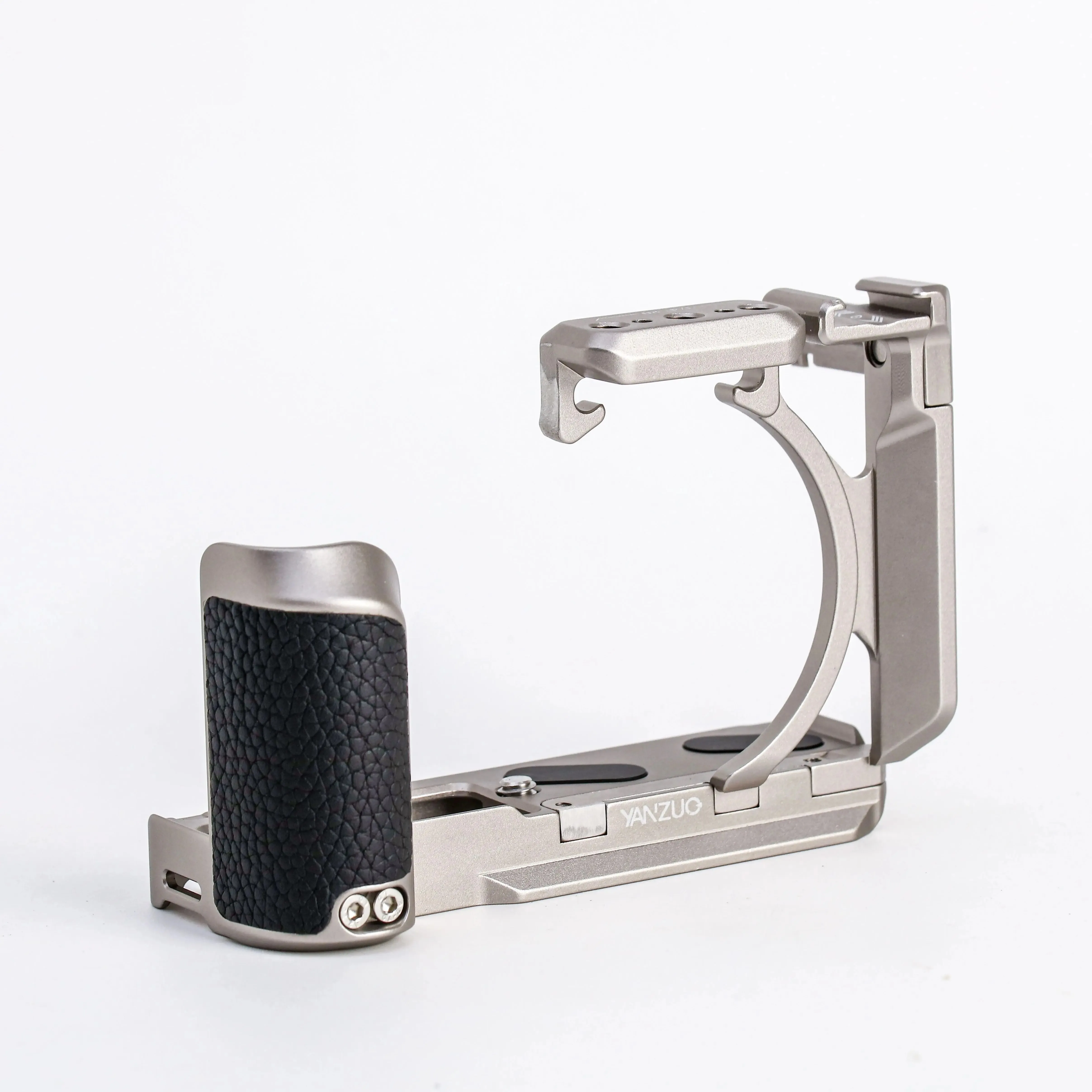 YANZUO Camera Cage For Canon V1 Camera Metal Protective Quick-Release Plate V1 Camera Cage Expansion Video Vlog Shooting Accesso