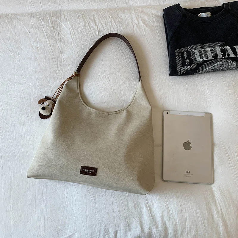 

Korean Style Casual Simple Large Capacity Commuter Shoulder Bag for Women Autumn Winter2025New Trendy Retro Matte Tote Bag