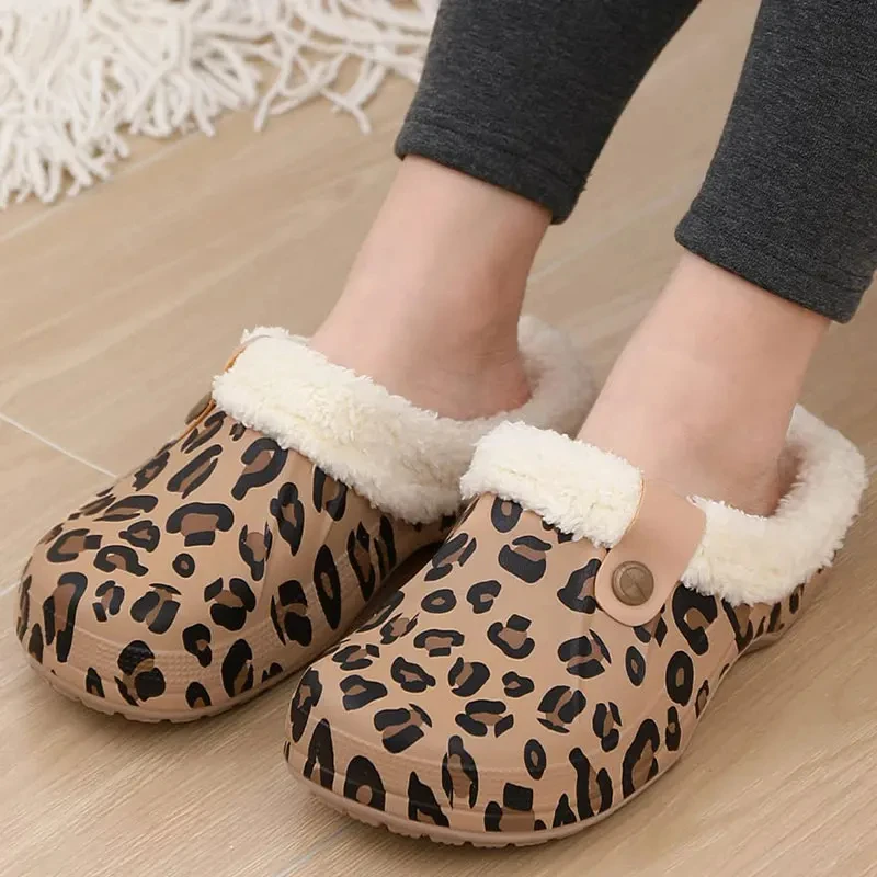 Crestar Winter Casual Clogs Slippers Waterproof Garden Shoes Outdoor Non-slip Fur Clogs Soft Plush Slippers Unisex Bedroom Shoes