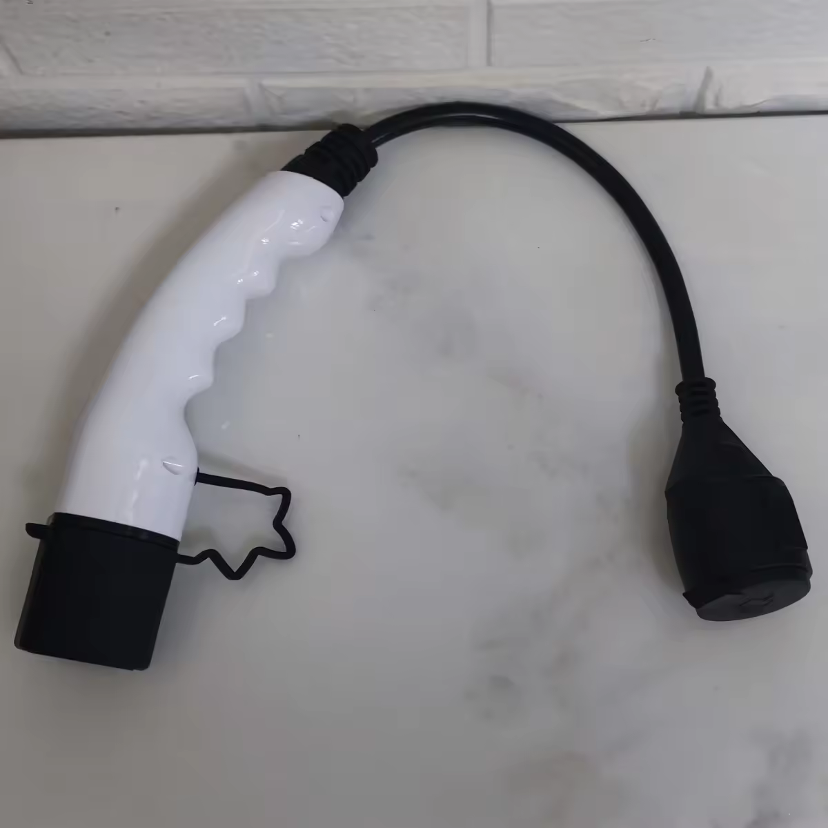 Typ 2 auf EU-Stecker Adapter, 16A 230V 50cm EV-Ladekabel, WallBox-Ladestation-Anschluss, Elektroauto-Stromstecker
