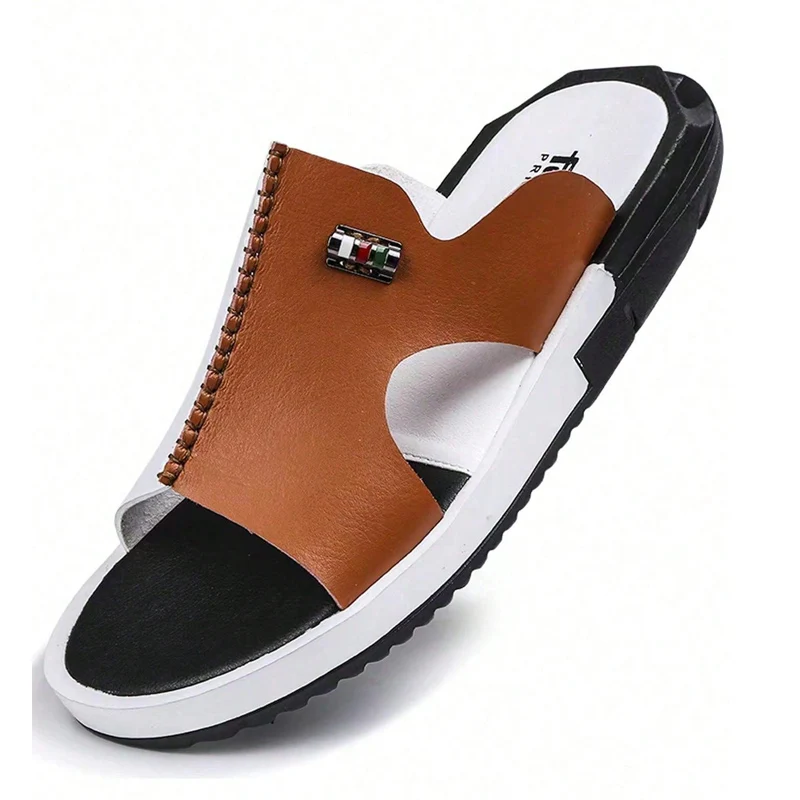 Slippers for men wearing summer 2024 new anti slip sandals for casual men\'s trendy beach shoes