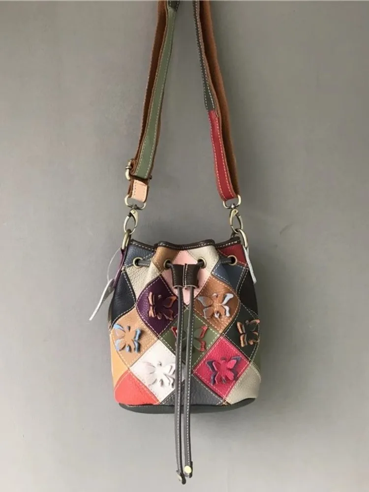 مصمم مختلط الألوان جلد طبيعي دلو حقيبة المرأة خمر عادية واحدة حقائب كروسبودي الرباط حقيبة ساعي الإناث