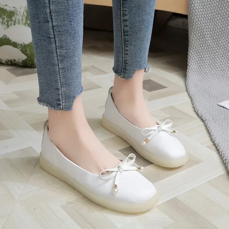 

New Autumn Wild Fashion Shoes Woman Flats Plus Size Soft Comfortable Elegant Bow Casual Shoes Sneakers Women Off White Shoes