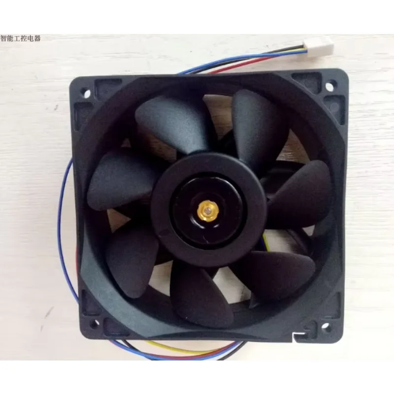 Delta Electronics QFR1212UHE A01 DC 12V 5.00A 120x120x38mm 4-Wire Server Cooling Fan