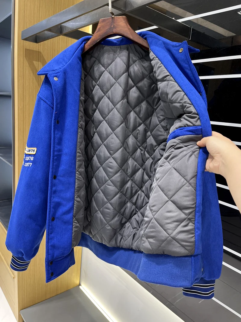 Thiened Toppa ricamata decorata in velluto a coste di cotone Jaet per uomo Colletto caldo Inverno Nuovo arrivo Casual Loose Fit Polieste...