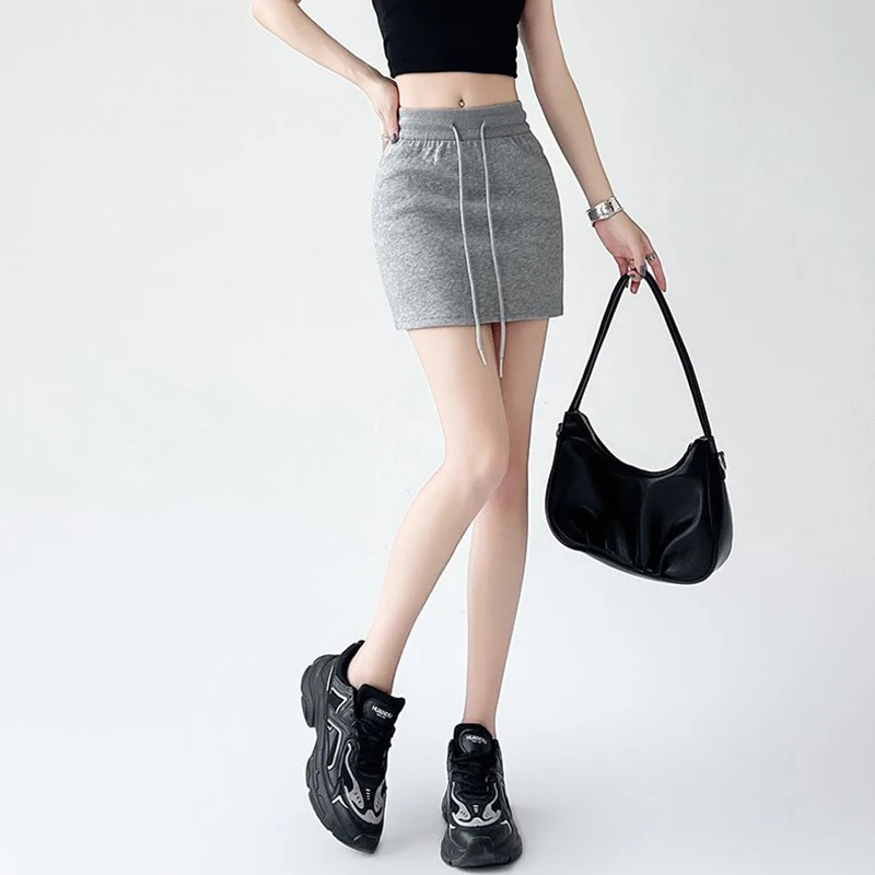 2025 الصيف الفتيات شيك عالية الخصر رقيقة التنانير النساء مريحة الترفيه فستان قصير سيدة الموضة موجزة ألف خط التنانير الرمادية #4