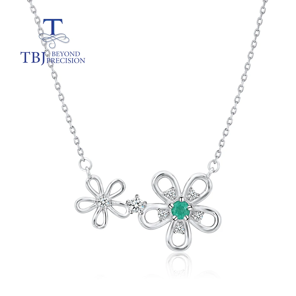 

Romantic Flower Shape Design Natural green Emerald Necklace for girls and women designed fine jewelry 925 silver