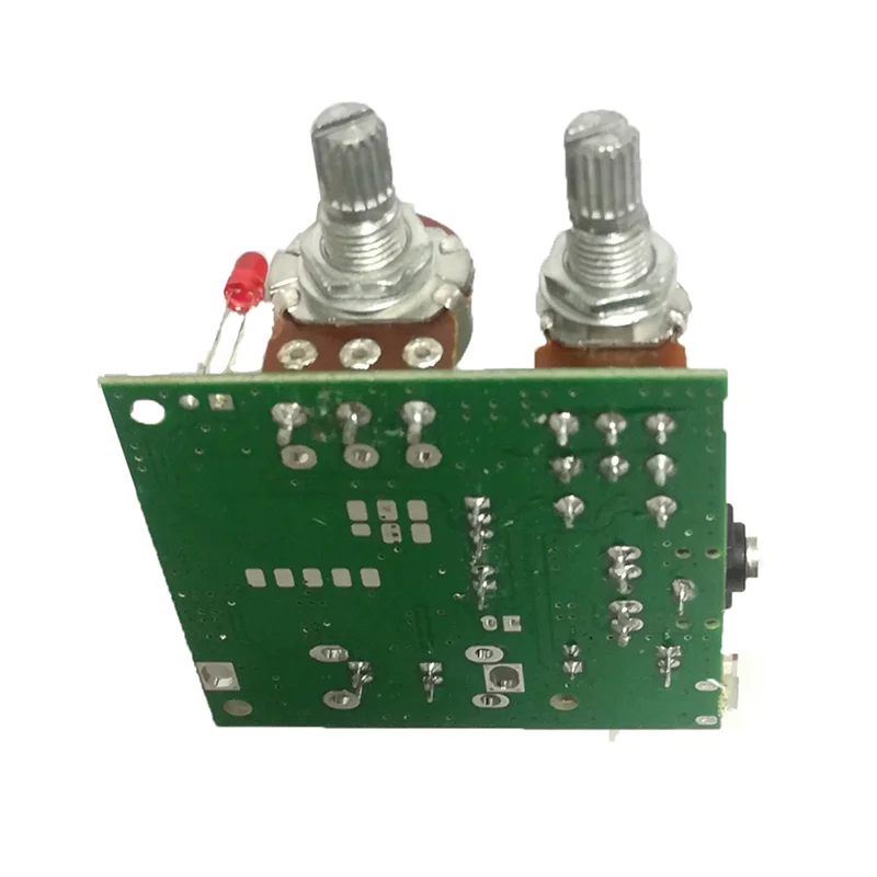 Ontwerp 2.1 Eindversterker Board Multifunctionele eindversterker Board 5V20W audioversterker