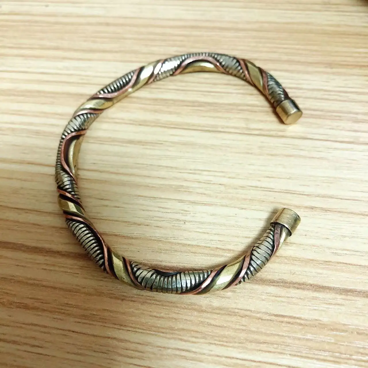 BR029  Handmade Nepal Jewelry Copper Metal 5mm Open Back Adjustable Cuff Bracelet For Woman