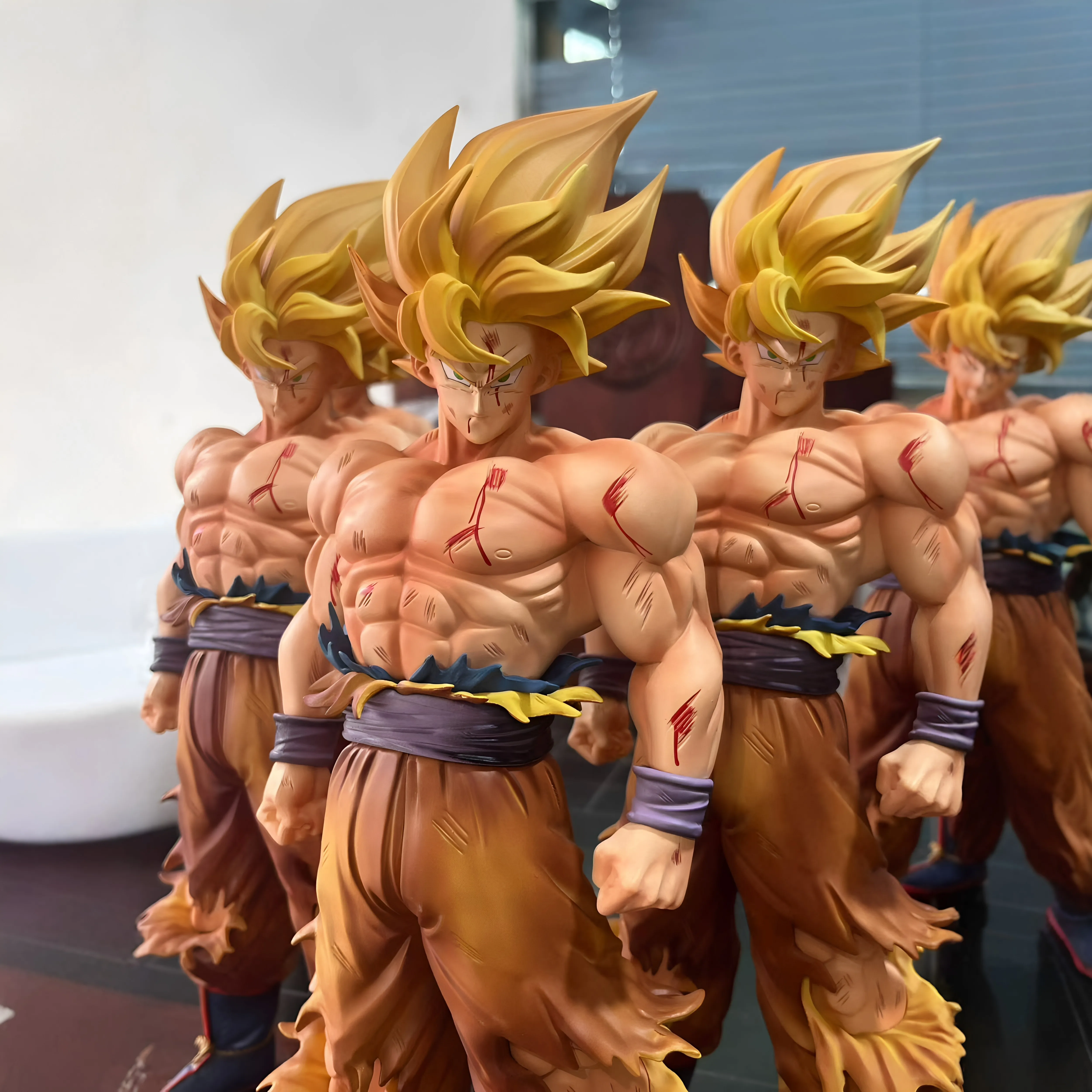 Dragon Ball Ultra Instinct Goku Anime-Figur Statue Modell Desktop-Ornament Puppe PVC-Modell Spielzeug Sammlerstück Überraschungsgeschenk