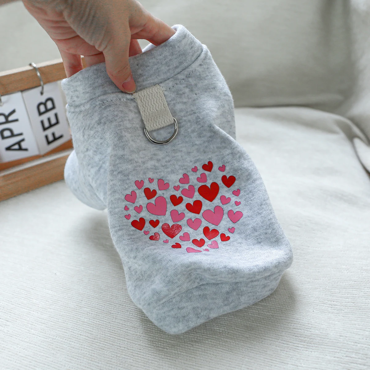 1PC Pet Clothing Cat Spring and Autumn Gray Coat Red Love Valentine\'s Day Dress Suitable for Small and Medium sized Dogs