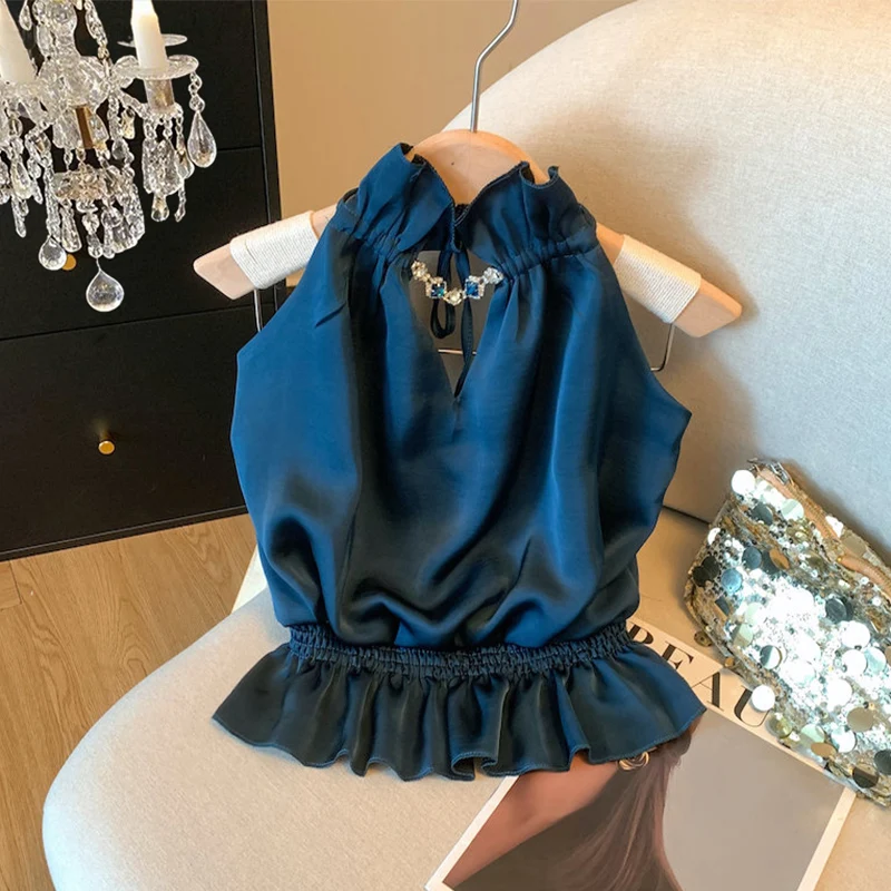 シルクサテンネックストラップベスト レディース 夏 2025 Vネック ノースリーブ ユニーク 美しい 小さめトップス 高級感