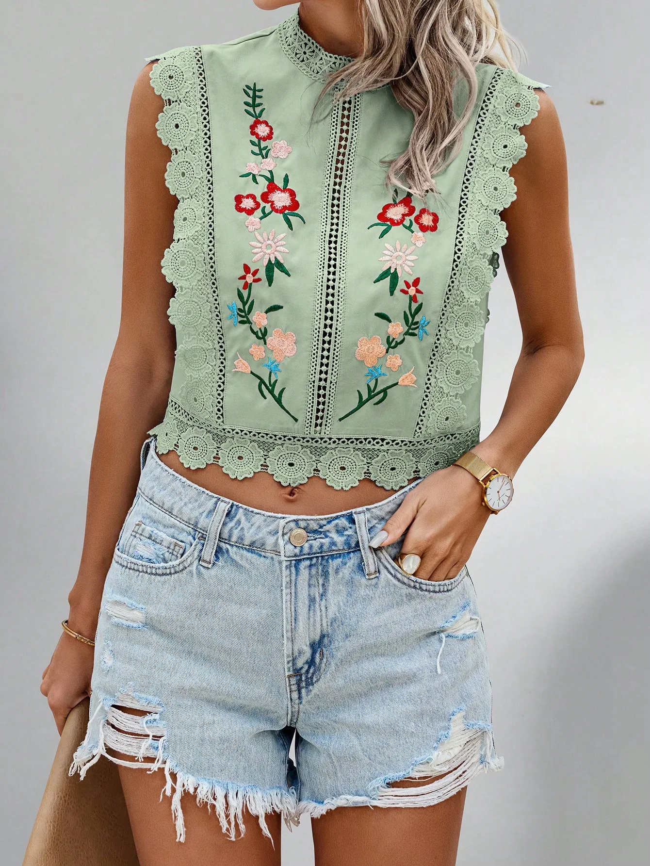 

2026 Summer European and American Lace Embroidered Plant Round Neck Sleeveless Hollow T-shirt Chiffon Shirt for Women