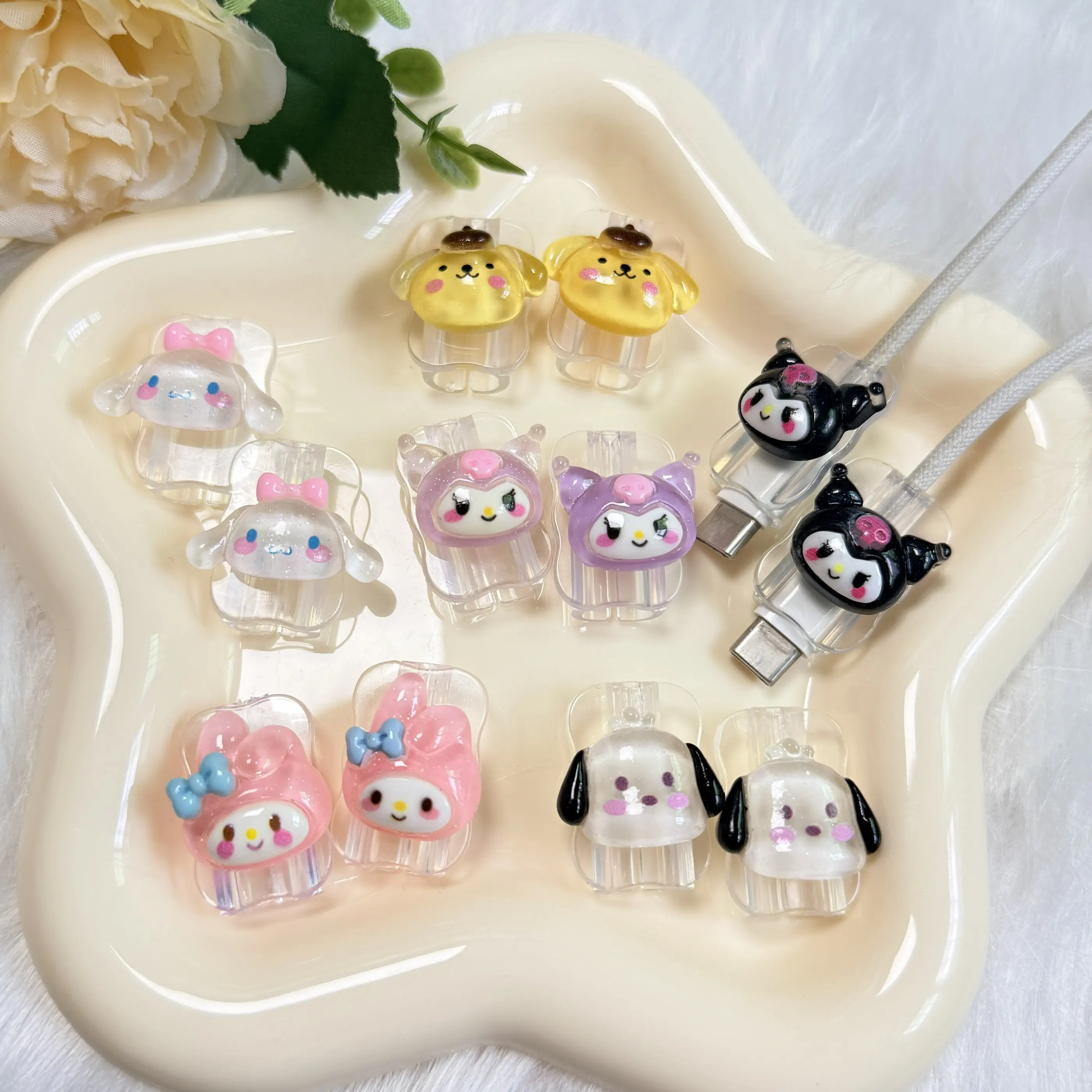 

2pcs/set Cute Cartoon Sanrio Data Cable Protection Case for iPhone Sumsung Xiaomi Huawei Universal Cable Winder Protective Cover