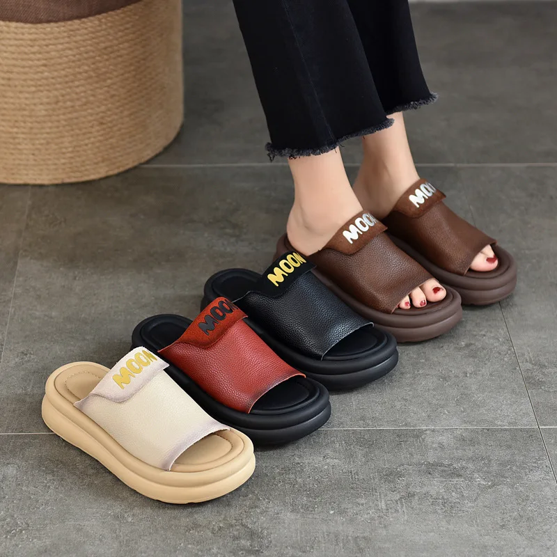 

Women's flip-flops wear leather sandals outside the thick soles 2024 summer new first layer cowhide flip-flops women