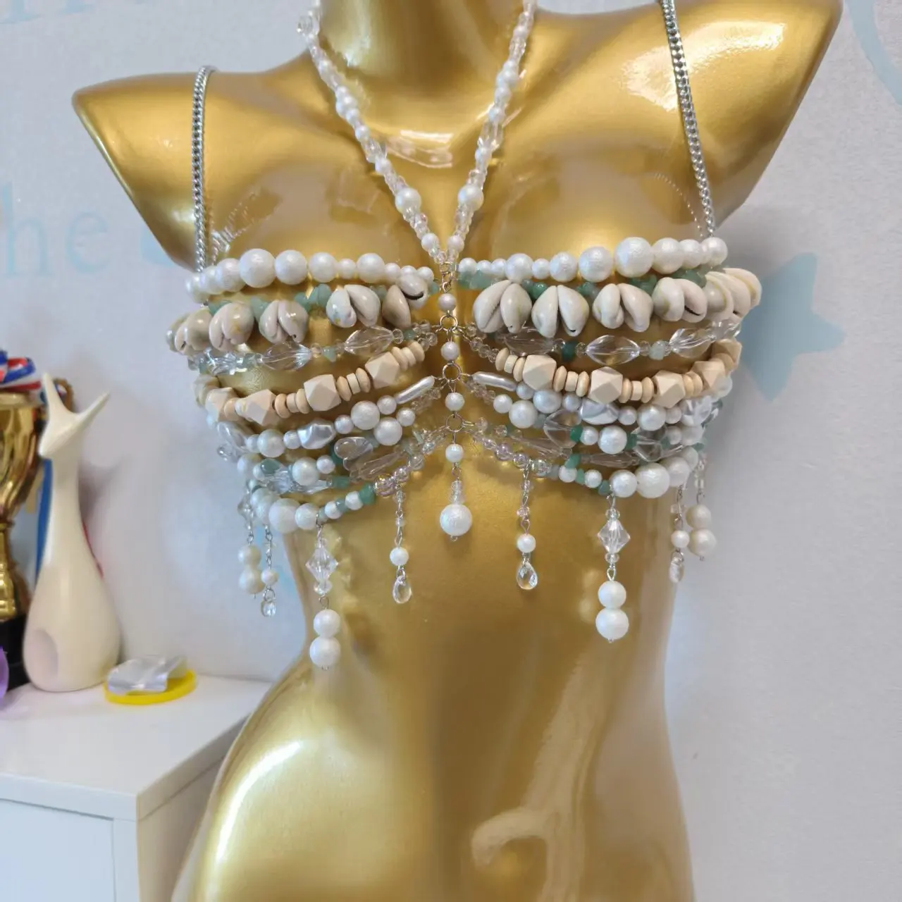 Hot Selling Irregular Gemstone Shell Bead Top Handmade Bead Tassel Chest Chain Spicy Girl Vacation Beach Party Sexy Body Chain
