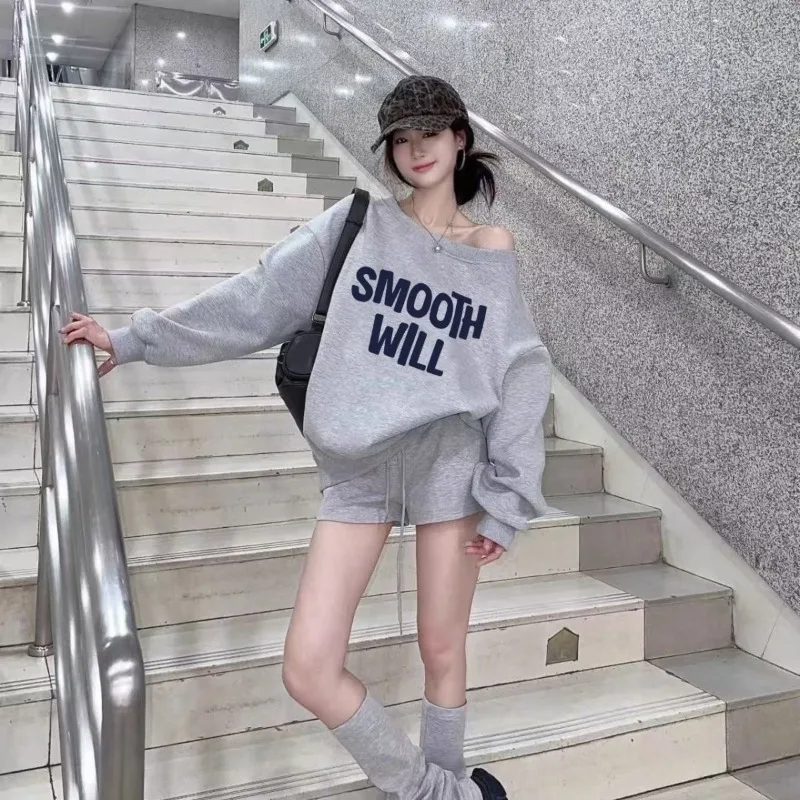 

Серый ретро классический универсальный новый американский стиль пуловер с наклонными плечами и длинными рукавами толстовка осень/зима свободный топ с буквами