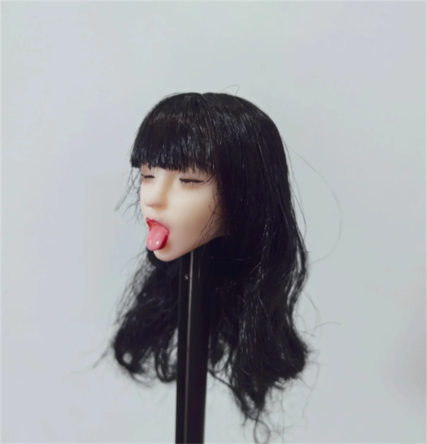 

1/6 Scale Close Eyes Model head Sculpt Cute Girl Expression Female Pale For 12 inch Tbleague JIAOU DOLL Action Figure Body