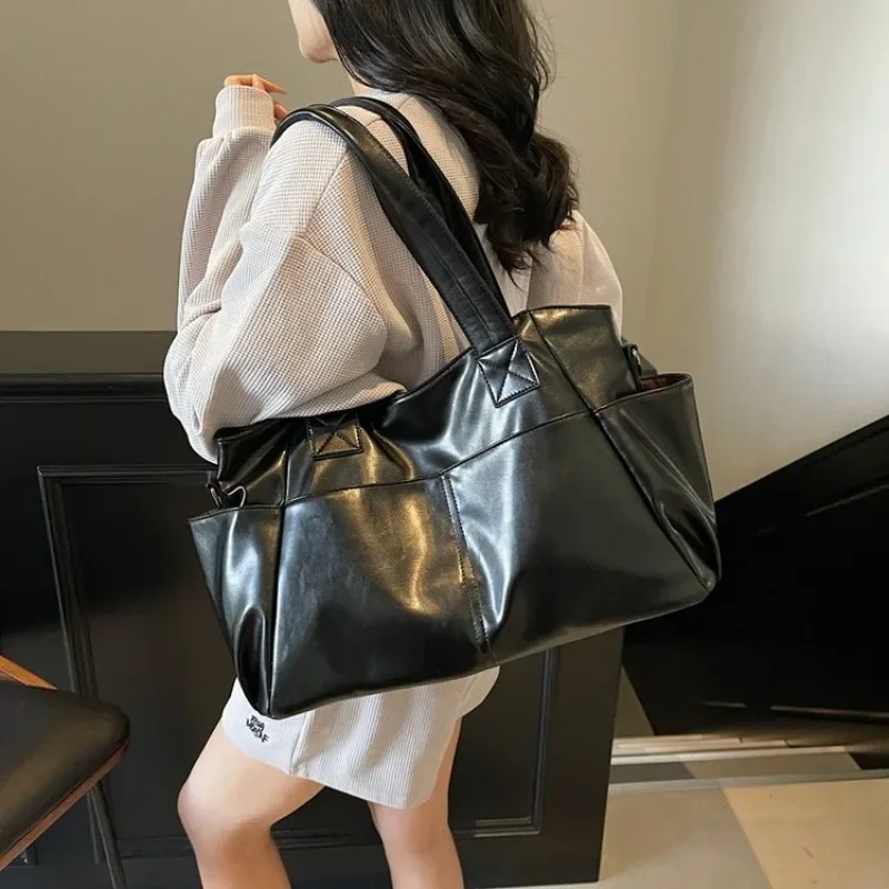

Vintage Chic Leather Crossbody Handbag For Women Luxury Designer Large Capacity Diaper Bag Elegant Commuter Minimalist Tote