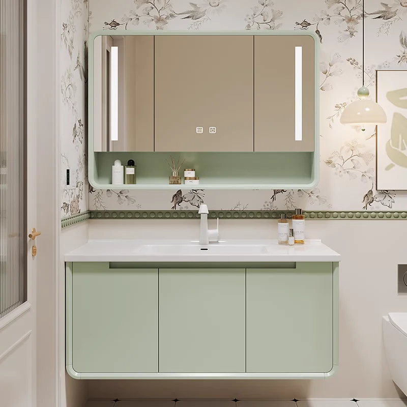 French Vintage Furn…