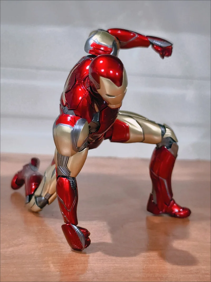 

Iron Man Alloy Action Figure 1/12 Scale Spot CS Fantascraft FC MK85 2.0 Easy to Handle Glow in the Dark Collectible Ornament