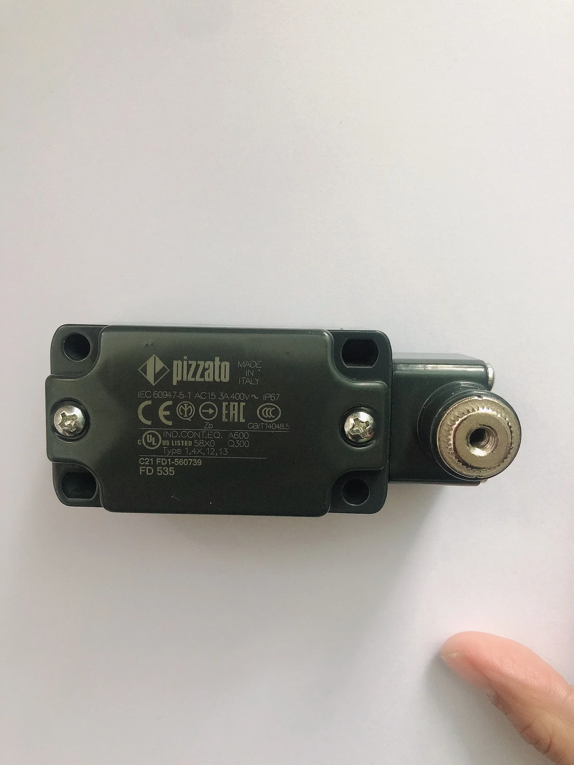 New original Pizzato  FD535 limit Sensor