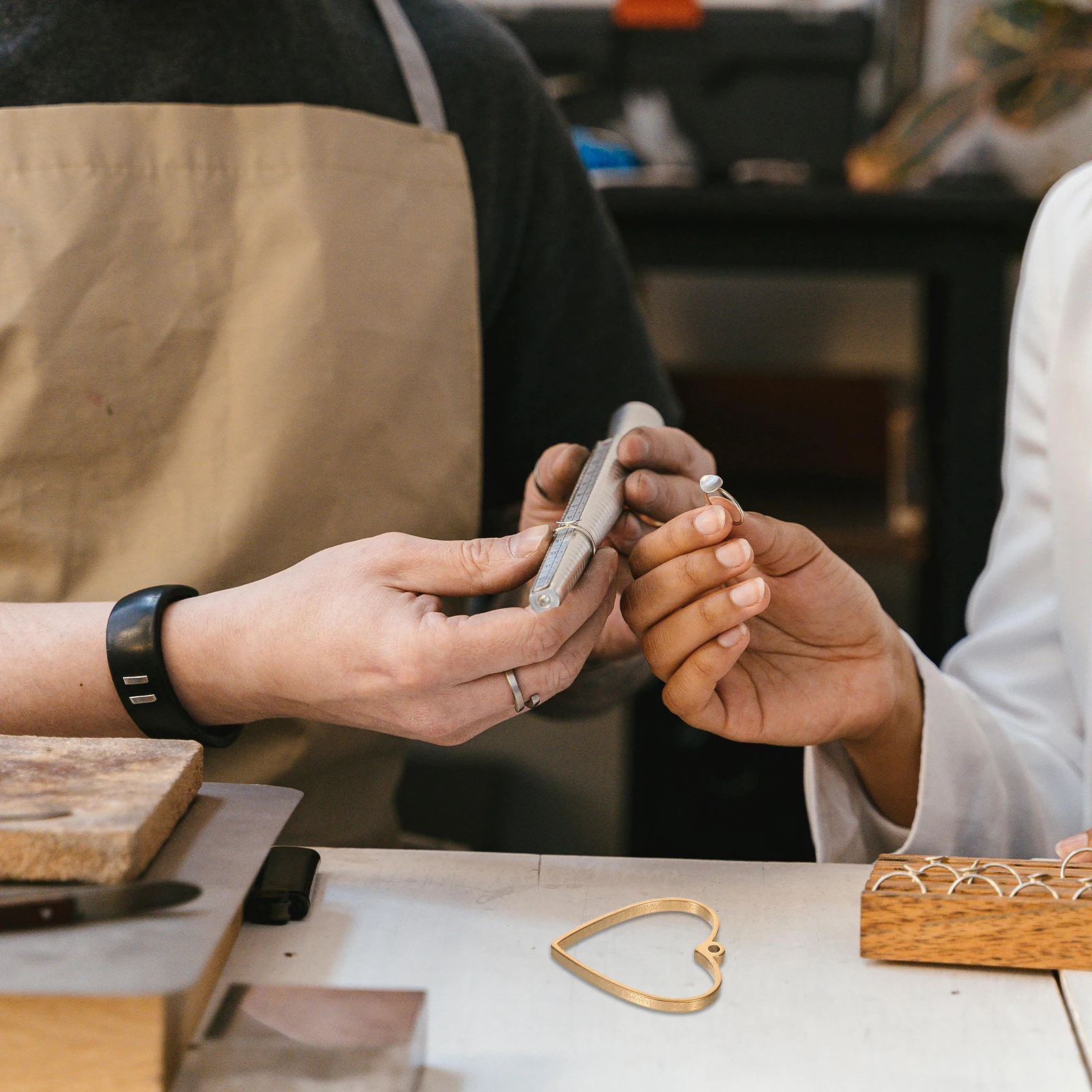 

10Pcs Stainless Steel Heart Pendant Bezels Hollow Open Frame for Resin Jewelry Necklace Charms Jewelry Making Supplies