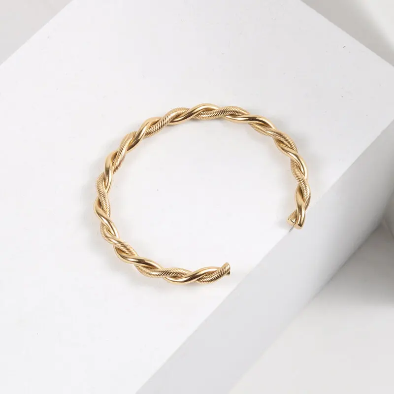 

2022 New Twist Bracelet Stainless Steel Waterproof Jewelry PVD Gold Plated Texture Cuff Bangles For Women Gift Dropshipping