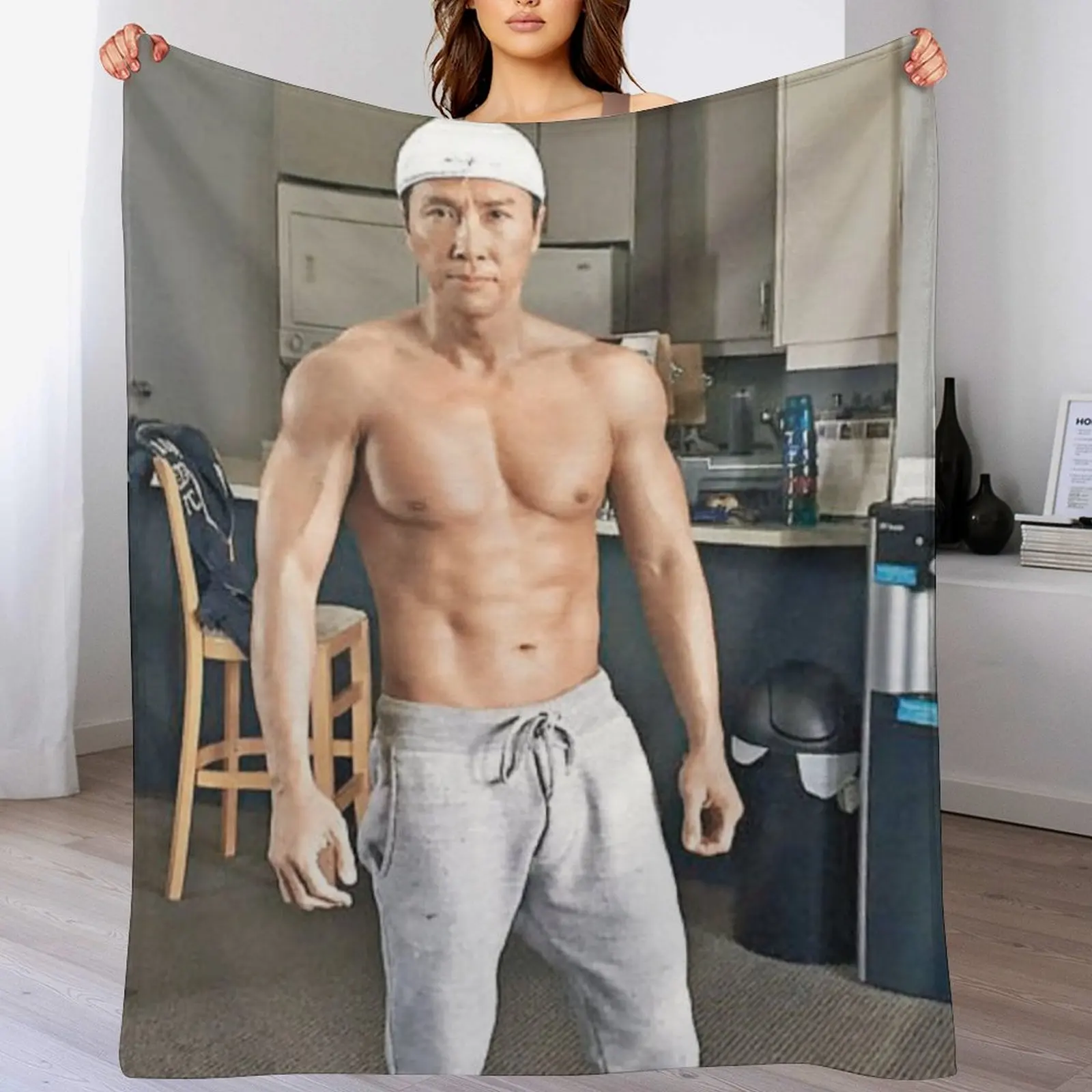 donnie yen Throw Blanket