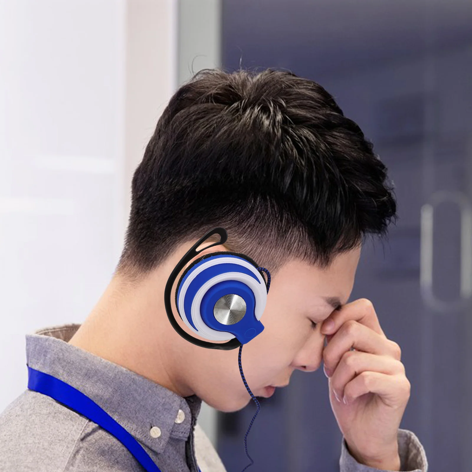 

Earhook Earphone 3.5Mm Stereo Headset Black Durable Cable Comfortable Pad Surround Sound Clip On For Phone Computer Mp3