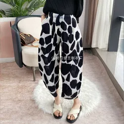 Miyake Pleated Women's Harun Pants with A Cropped Casual Black and White Printed Lantern Pants, Women's Summer Thin Style