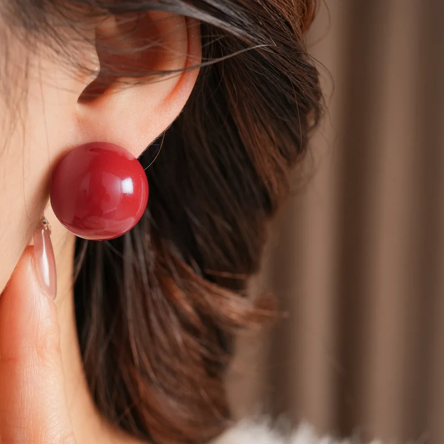DOO MEI Vintage Glossy Red Round Ball Stud Earrings for Women Solid Color Ear Stud Retro Daily Party Ear Jewelry Gifts