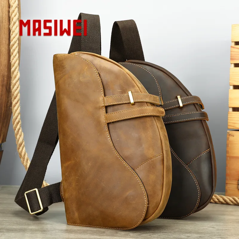 

Crazy Horse Leather high-end chest bag, retro lid style, large capacity, lightweight commuting crossbody backpack