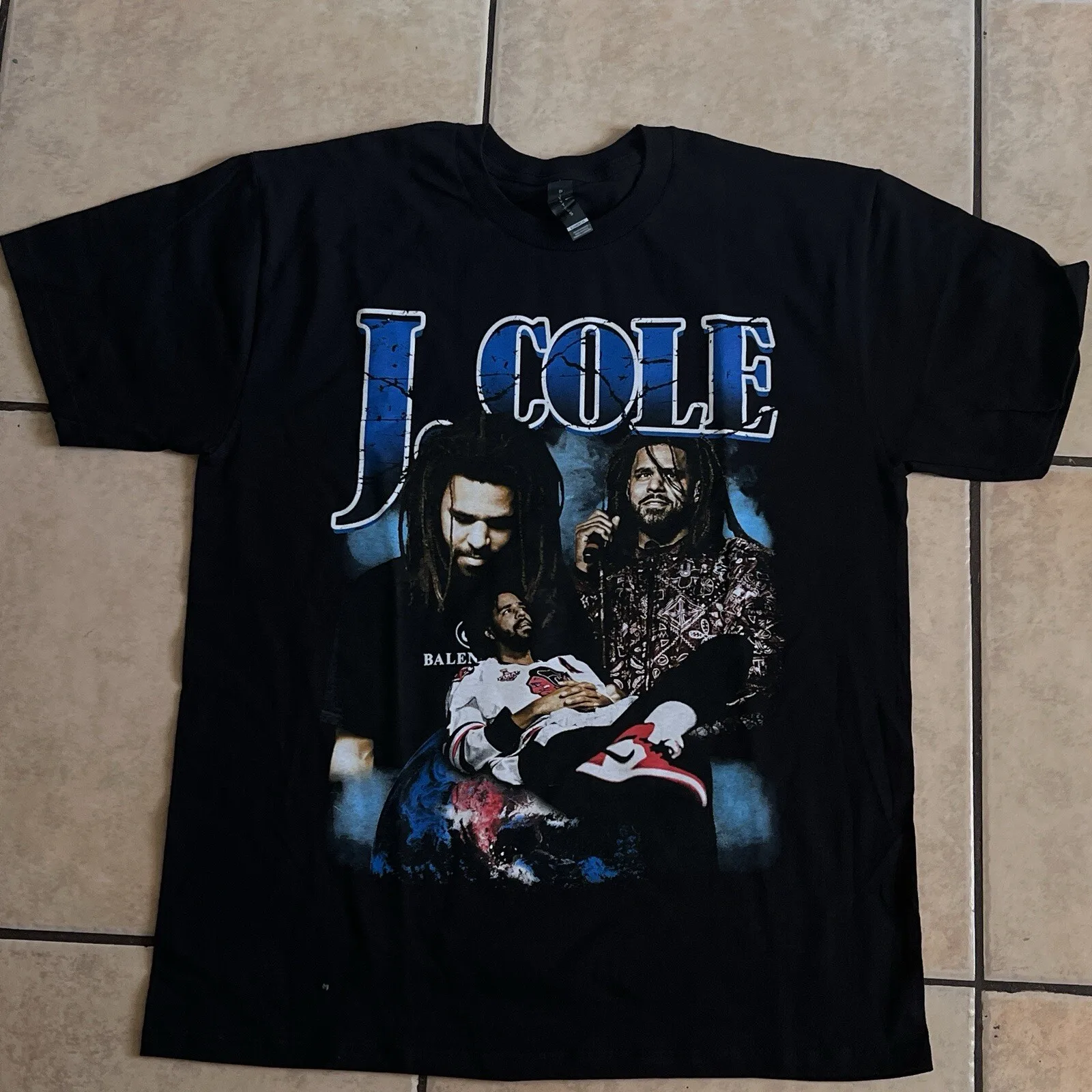 Camiseta gráfica J Cole Dreamville Cole Word Large