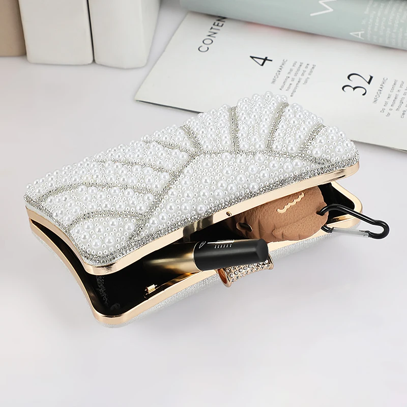 Simple chain shoulder bag light luxury pearl dinner bag party with high-end atmospheric mobile phone cosmetics collection bag