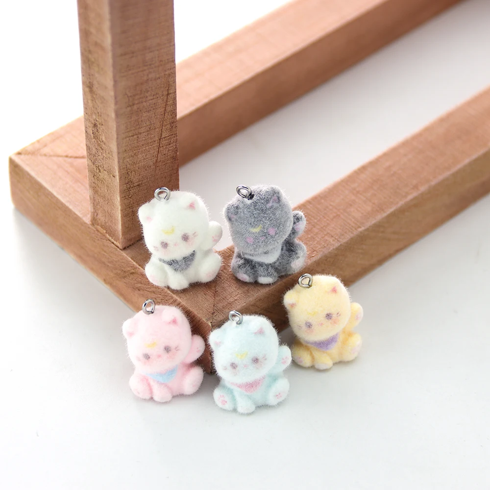 20Pcs 3D Flocking Resin Kitten Charms Cute Plush Doll Cat Pendant for Necklace Keychain Making DIY Jewelry Accessories Wholesale