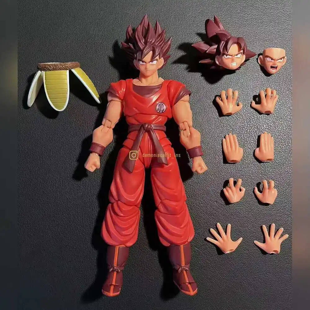 15cm Dragon Ball Red Robe Martial Arts King Fist Sun Wukong Joint Mobile Doll 6-inch Anime Peripheral Model Action Figure Toy