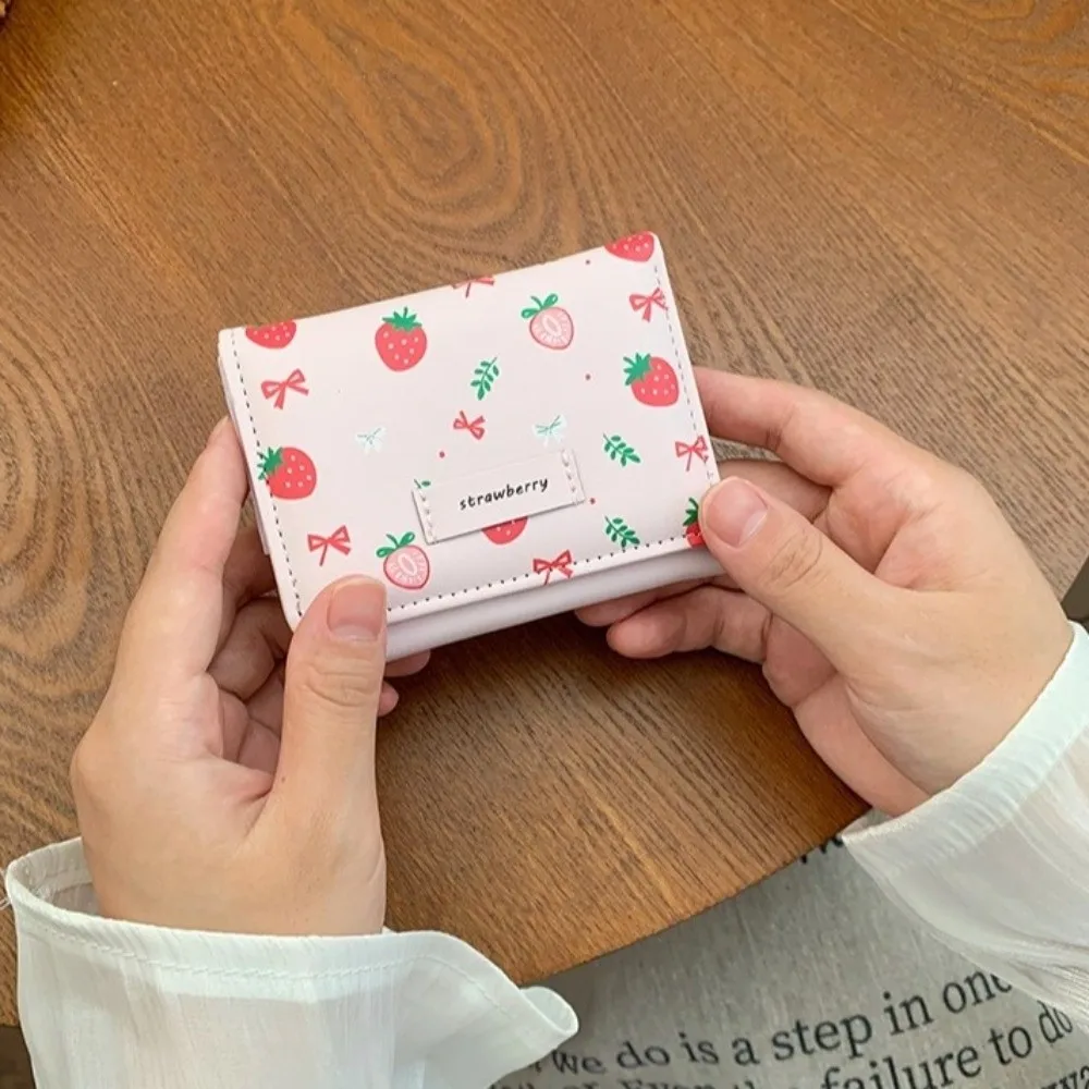 أزياء الفراولة ثلاثي أضعاف المحفظة القوس الكورية نمط بو الجلود المحفظة قصيرة حامل بطاقة الطباعة فتاة