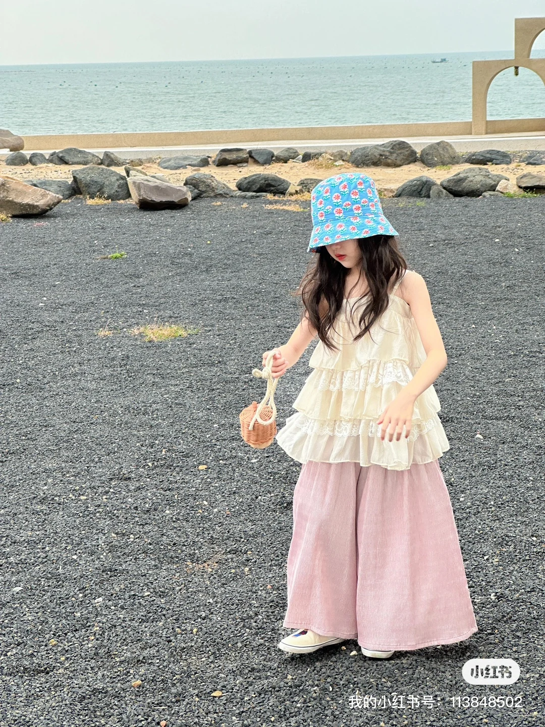 

2024 Girls' Spring/Summer New Korean Lace Strap Top Purple Wide Leg Pants toddler girl clothes