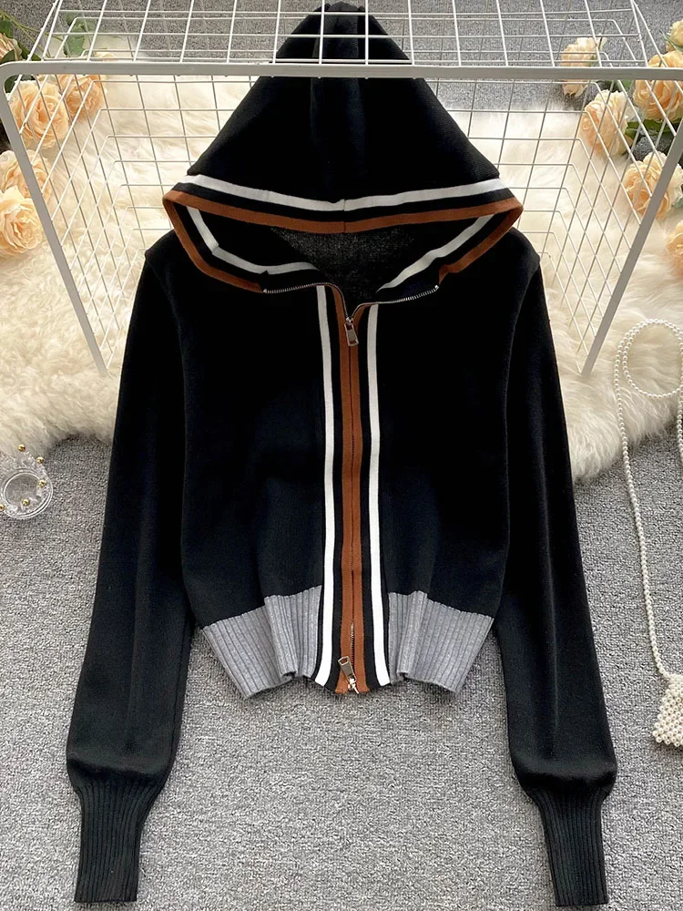 Women European American Fashion Striped Stitching Short Hooded Jacket Women's New Zipper Loose Knit Cardigan Cropped Top D0235