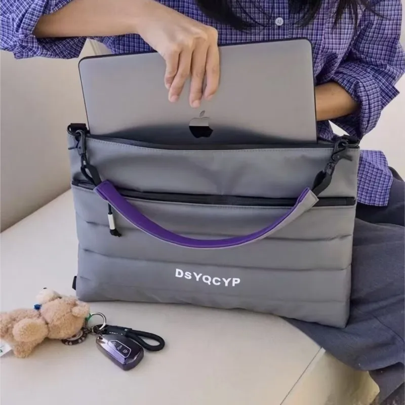 Ins Fashion حقيبة كمبيوتر محمول فضية اللون MacBook Air Pro 13 14 بوصة حقيبة كمبيوتر محمول سعة كبيرة حقيبة يد مقاومة للصدمات حقيبة كتف