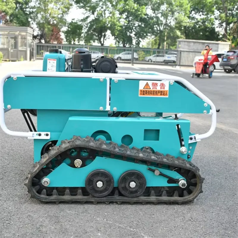 All-terrain Industrial Crawler Self Propelled 190cc 9HP Hammer Type Lawn Mower Shredding Grass Returning Machine