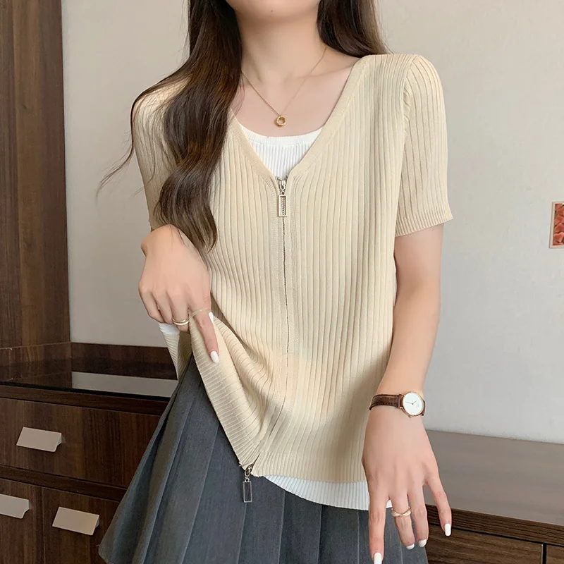 XL-4XL Oversized Fake Two-piece T-shirts Women 2023 Summer Short-sleeve Zipper Large Size Tops Ice Silk Knitted Tshirt Spliced