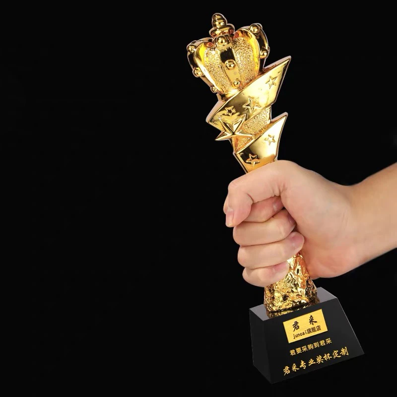 Customized Crown Trophy, Golden Cup Trophy, Award Champions Sports Winner, Educational Props, Reward Competition Prizes Toy, 1Pc