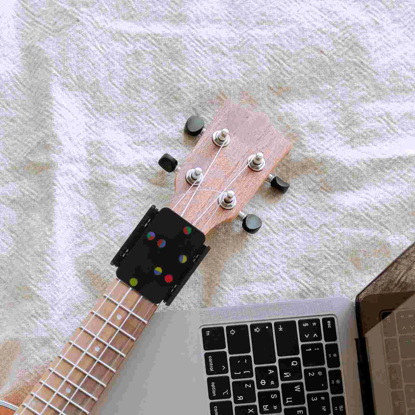 Ukulele Chords Trainer Beginner Practice Aid Sturdy Plastic Material Fine Workmanship Play Aids Chord Spectrum Teaching Tool