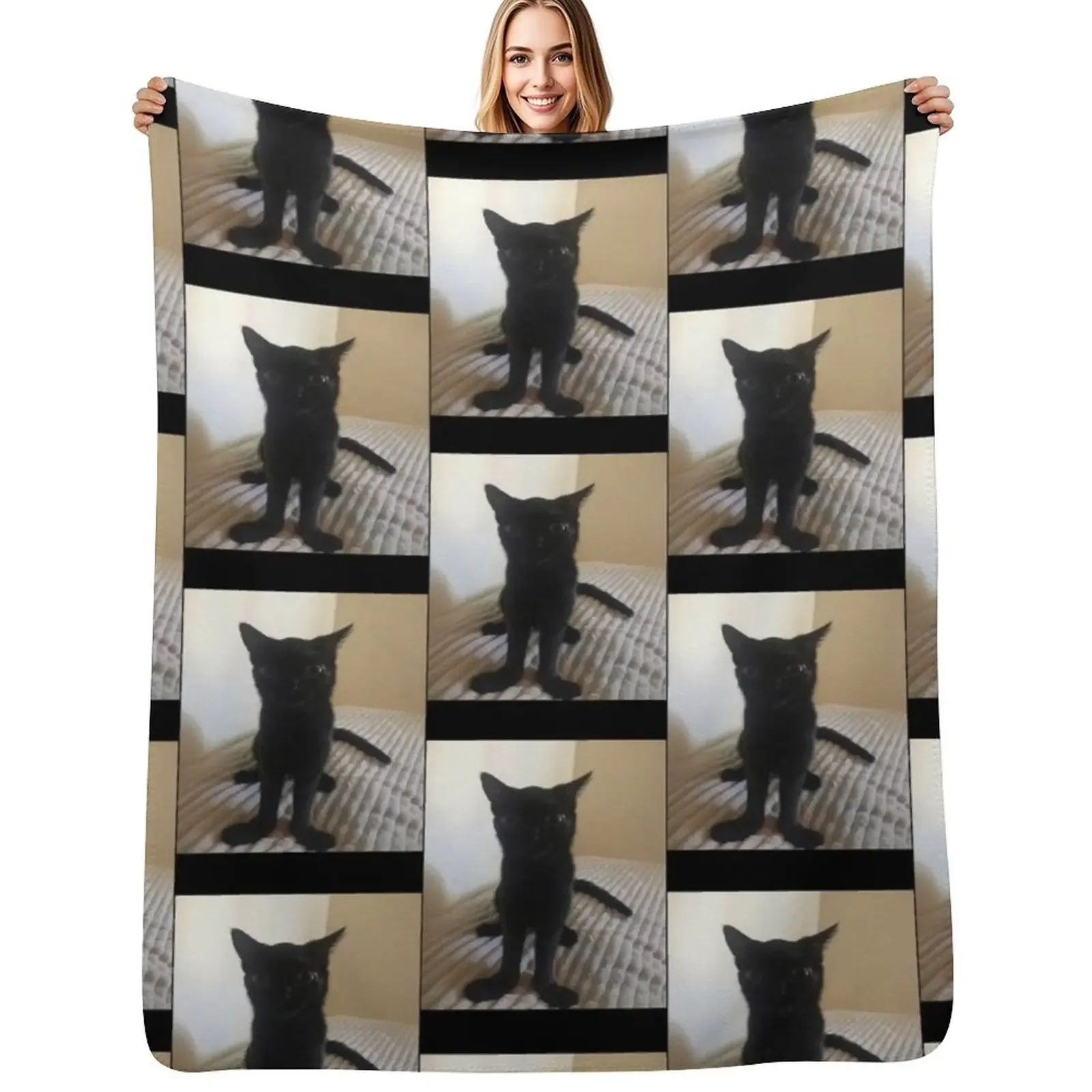 

Big Foot Jinx Classic Throw Blanket halloween Weighted Luxury Thicken Blanket