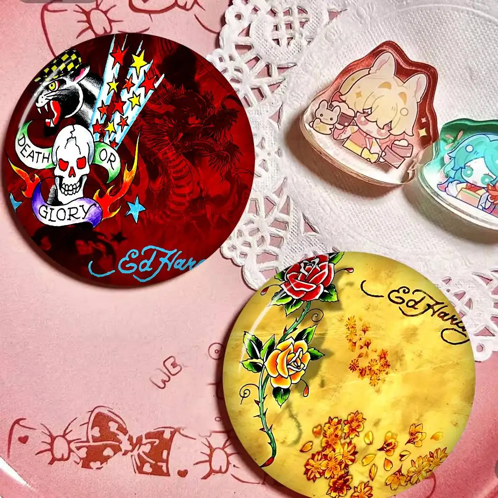 E-Ed H-Hardy Tinplate Pin Button Custom Anime Role Old-school Brooch Cartoon Collar Badge Jewelry Gift Fans