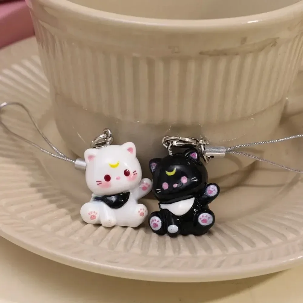 موضة جديدة الكرتون القط الصغير لطيف المفاتيح سلسلة الهاتف الراتنج كيرينغ حقيبة قلادة زوجين سلسلة مفاتيح هدايا النساء للمجوهرات