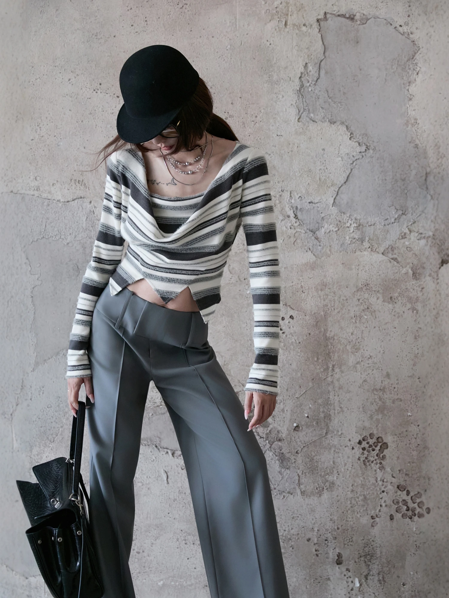 

Романтический полосатый вязаный свитер с длинными рукавами и асимметричным подолом, повседневный женский топ из смесового хлопка, модный осенне-зимний топ