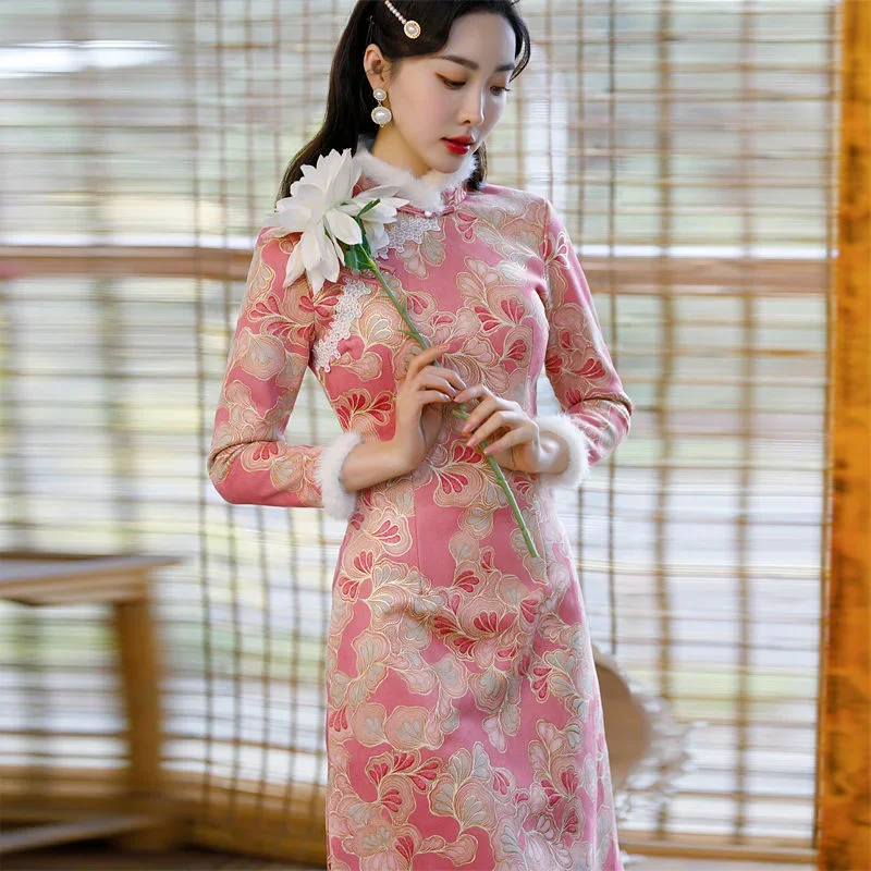 

Ethnic Style Traditional Female Chinese Dress Winter Plus Velvet Thicken Slim Cheongsam Womem Fur Collar Vintage Qipao